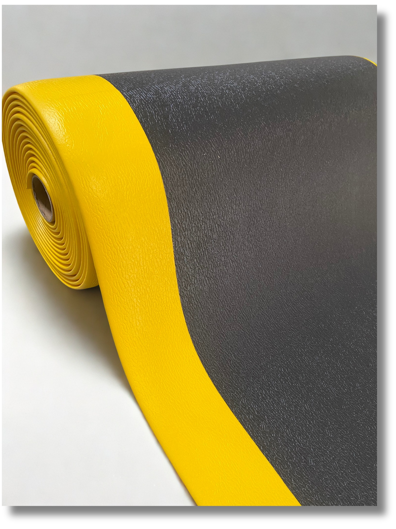 Töökohamatt PVC-vaht 1 väsimisvastane matt PVC-vaht must-kollane