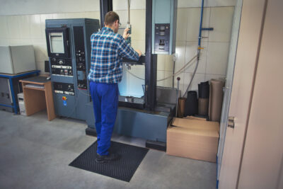 anti fatigue mat with coin pattern 5